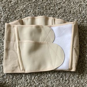 Belly bandit postpartum luxe belly wrap size S petite, almond color